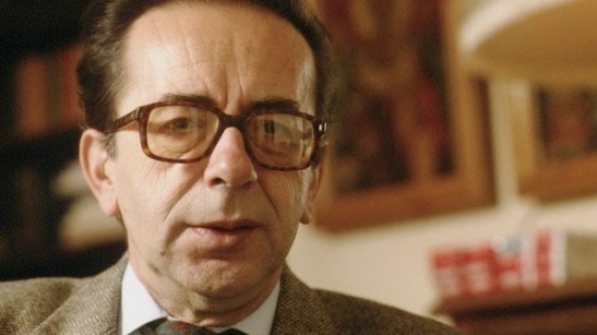 ismail kadare.jpg