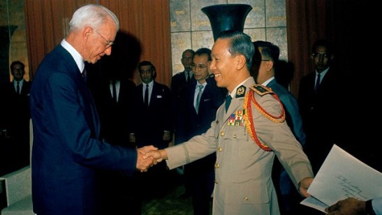 Ellsworth Bunker and Thieu